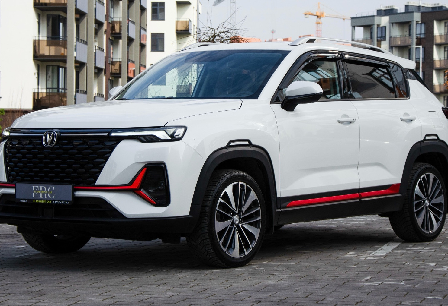 Аренда changan cs35plus комфорт класса 2024 года в городе Москва от 4392 руб./сутки, передний привод, двигатель: бензин, объем 1.6 литров, каско (Впишу в полис), ОСАГО (Мультидрайв), без водителя, недорого - RentRide