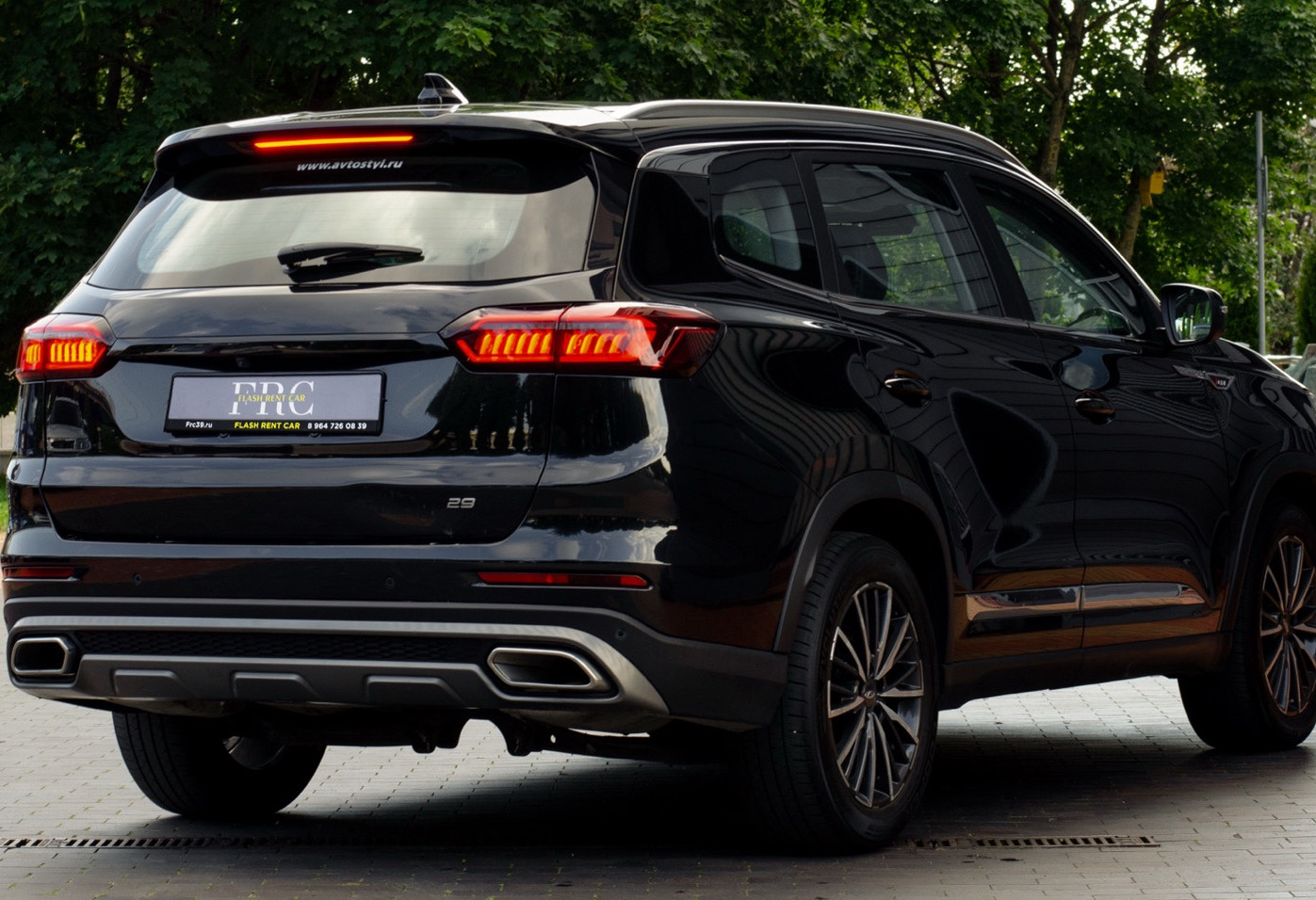 Аренда chery tiggo-8-pro комфорт класса 2021 года в городе Москва от 5032 руб./сутки, полный привод, двигатель: бензин, объем 2 литра, каско (Впишу в полис), ОСАГО (Мультидрайв), без водителя, недорого, вид 4 - RentRide