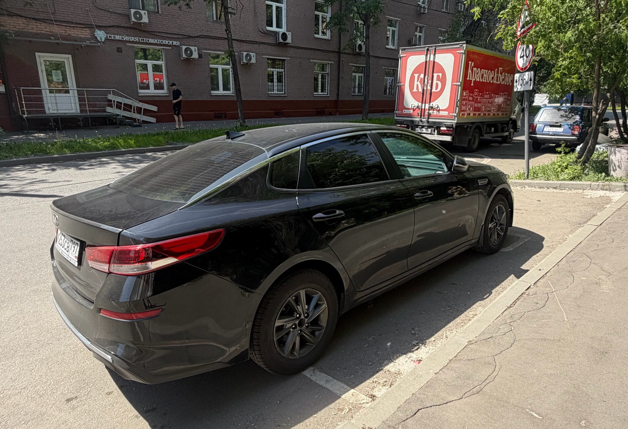Аренда kia optima эконом класса 2019 года в городе Москва Нагорная от 4000 руб./сутки, передний привод, двигатель: бензин, объем 2 литра, ОСАГО (Впишу в полис), без водителя, недорого, вид 3 - RentRide