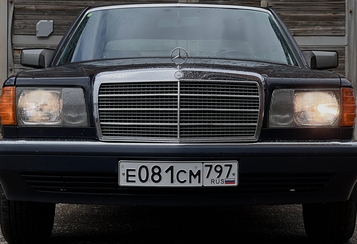 Аренда mercedes-benz s-klass 1986 года в городе Москва от 15992 руб./сутки, задний привод, двигатель: бензин, объем 3 литра, ОСАГО (Впишу в полис), без водителя, недорого, вид 4 - RentRide