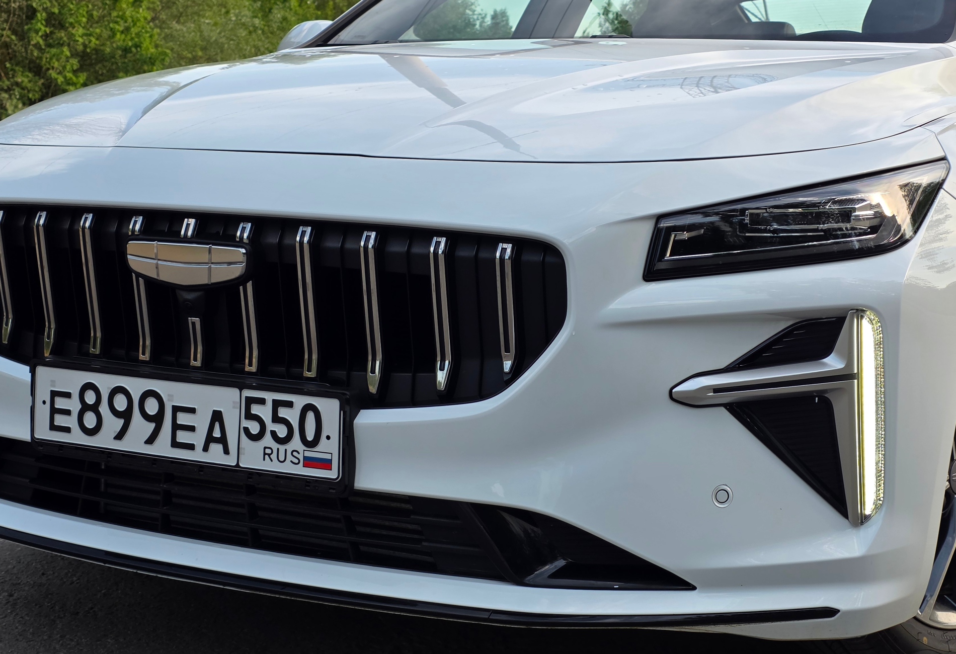 Аренда geely preface стандарт класса 2024 года в городе Москва Павшино от 4000 руб./сутки, передний привод, двигатель: бензин, объем 2 литра, ОСАГО (Мультидрайв), без водителя, недорого, вид 3 - RentRide