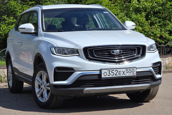 Прокат авто belgee x50 эконом класса 2025 года в городе Москва Павшино от 3400 руб./сутки, передний привод, двигатель: бензин, объем 1477 литров, ОСАГО (Мультидрайв), без водителя, недорого - RentRide