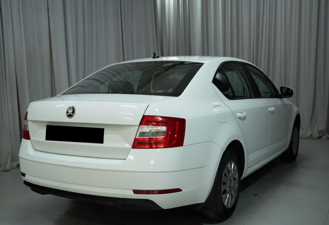 Аренда skoda octavia эконом класса 2020 года в городе Москва Яхромская от 2000 руб./сутки, передний привод, двигатель: бензин, объем 1.6 литров, ОСАГО (Мультидрайв), без водителя, недорого, вид 6 - RentRide