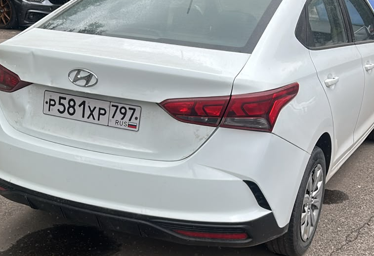 Аренда hyundai solaris эконом класса 2021 года в городе Москва Парк культуры от 2000 руб./сутки, передний привод, двигатель: бензин, объем 1.6 литров, ОСАГО (Впишу в полис), без водителя, недорого, вид 4 - RentRide