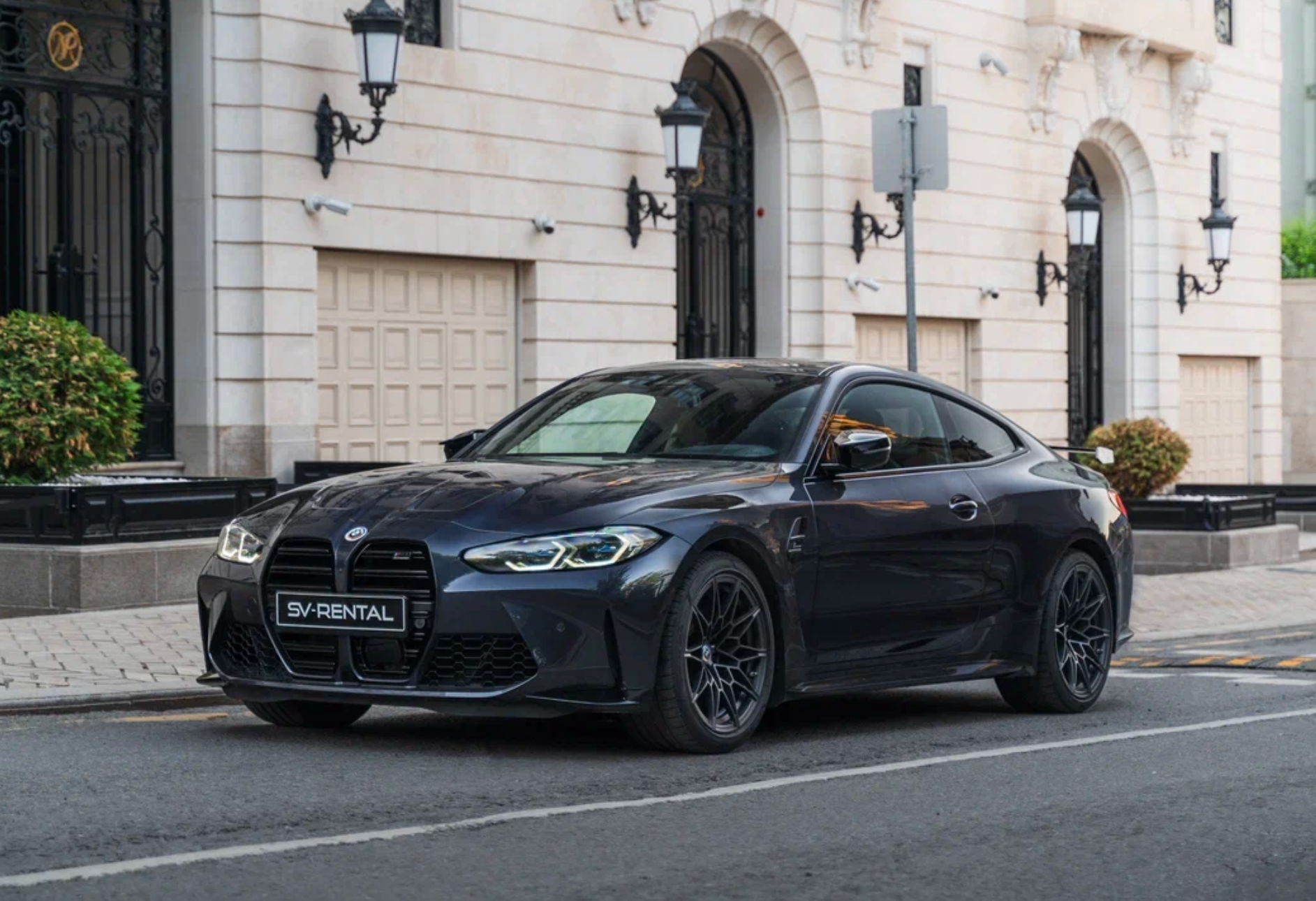 Аренда bmw m4 премиум класса 2021 года в городе Москва Спортивная от 32000 руб./сутки, полный привод, двигатель: бензин, объем 3 литра, каско (Мультидрайв), ОСАГО (Мультидрайв), без водителя, недорого - RentRide