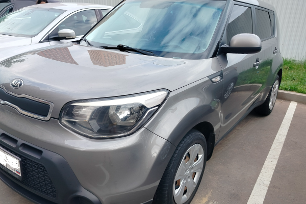 Прокат авто kia soul эконом класса 2015 года в городе Москва Аминьевская от 2800 руб./сутки, передний привод, двигатель: бензин, объем 1.6 литров, ОСАГО (Впишу в полис), без водителя, недорого - RentRide