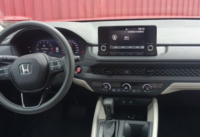 Аренда honda accord стандарт класса 2023 года в городе Москва Волгоградский проспект от 3600 руб./сутки, передний привод, двигатель: бензин, объем 1500 литров, ОСАГО (Мультидрайв), без водителя, недорого, вид 7 - RentRide