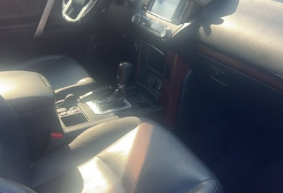 Аренда toyota land-cruiser-prado бизнес класса 2016 года в городе Москва Волгоградский проспект от 5600 руб./сутки, полный привод, двигатель: дизель, объем 2800 литров, ОСАГО (Мультидрайв), без водителя, недорого, вид 8 - RentRide