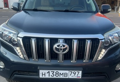 Аренда toyota land-cruiser-prado бизнес класса 2014 года в городе Москва Волгоградский проспект от 4960 руб./сутки, полный привод, двигатель: дизель, объем 3000 литров, ОСАГО (Мультидрайв), без водителя, недорого, вид 2 - RentRide