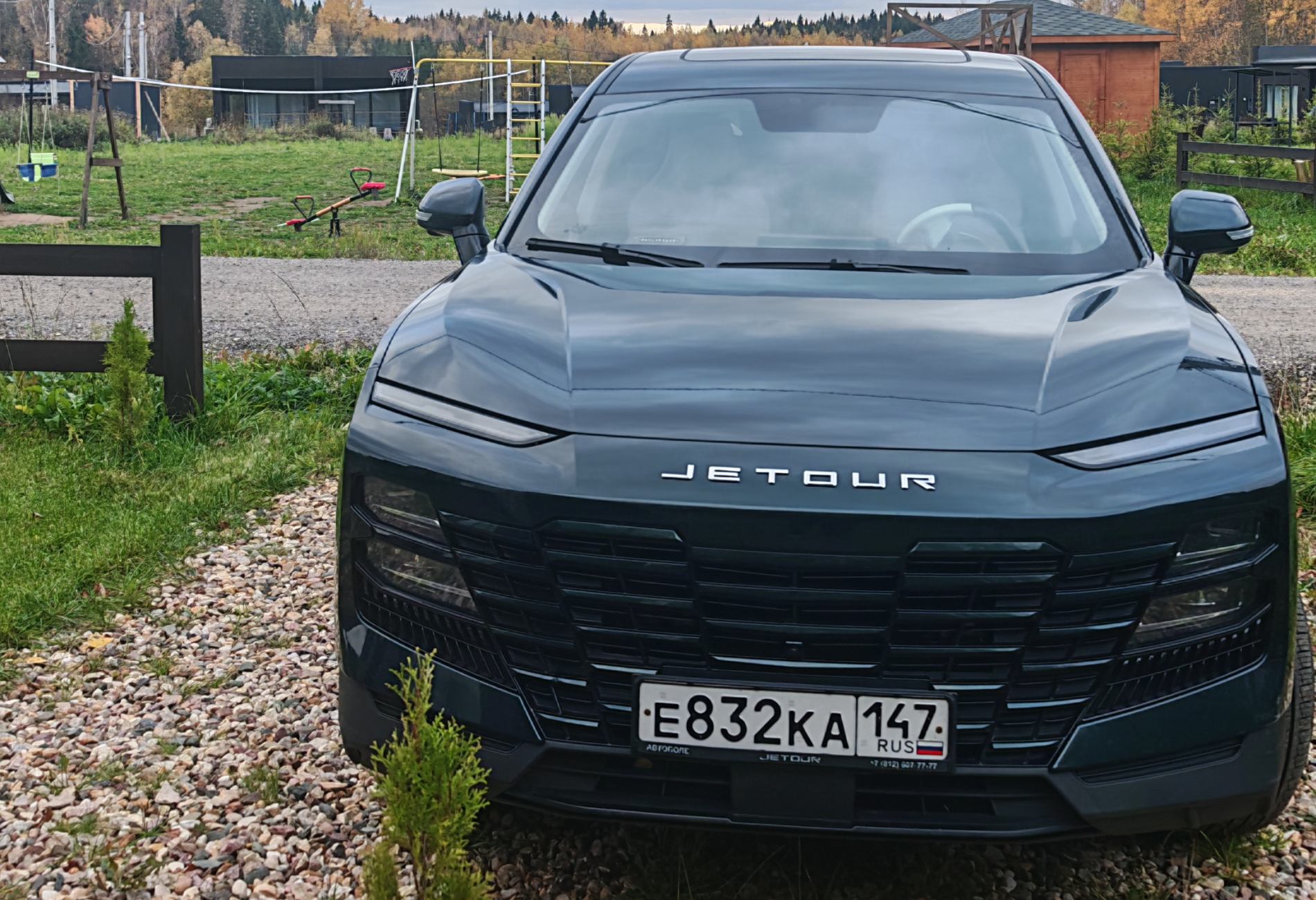 Аренда jetour dashing комфорт класса 2024 года в городе Москва от 3700 руб./сутки, передний привод, двигатель: бензин, объем 1.5 литров, без водителя, недорого - RentRide