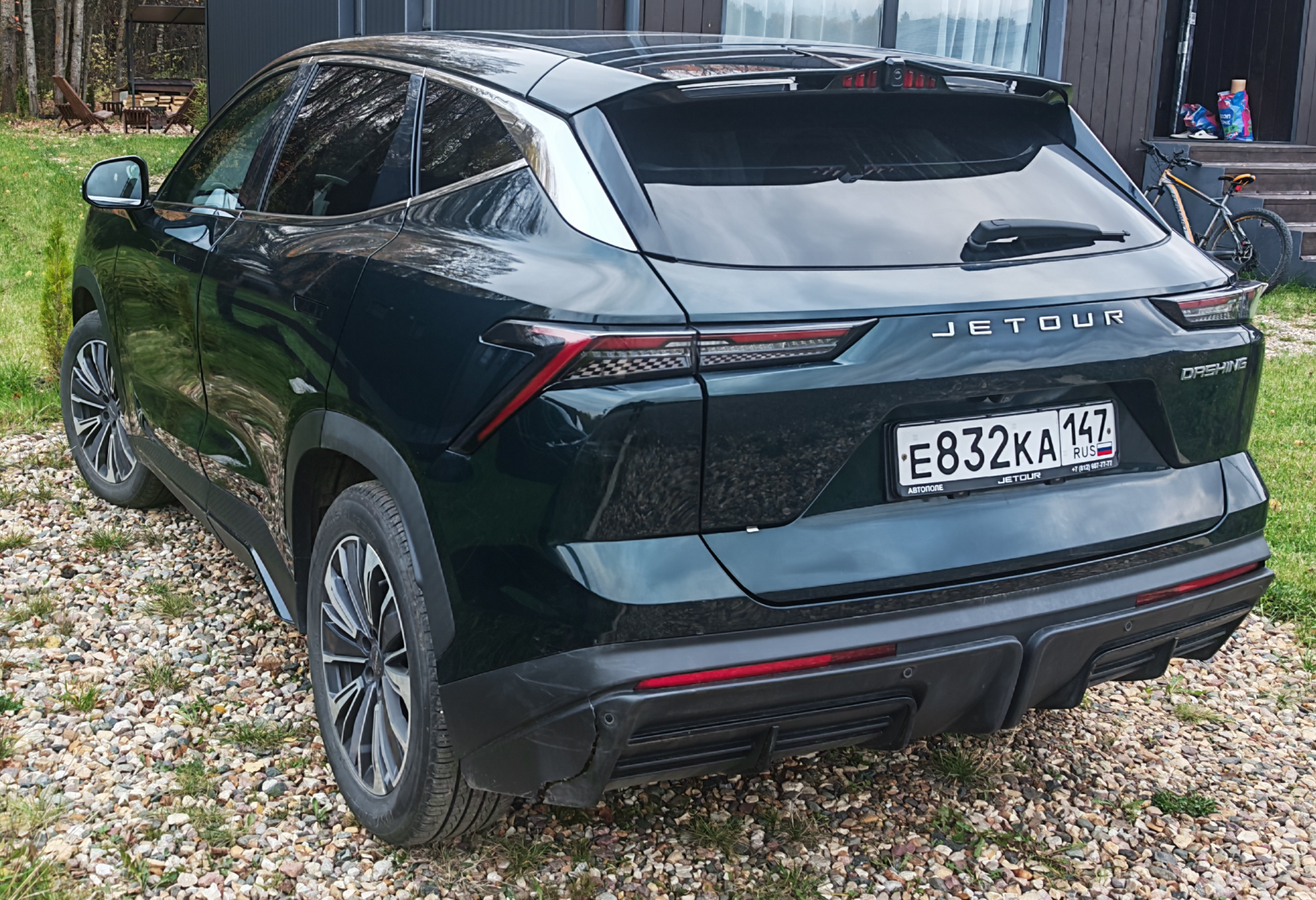 Аренда jetour dashing комфорт класса 2024 года в городе Москва от 3700 руб./сутки, передний привод, двигатель: бензин, объем 1.5 литров, без водителя, недорого, вид 6 - RentRide