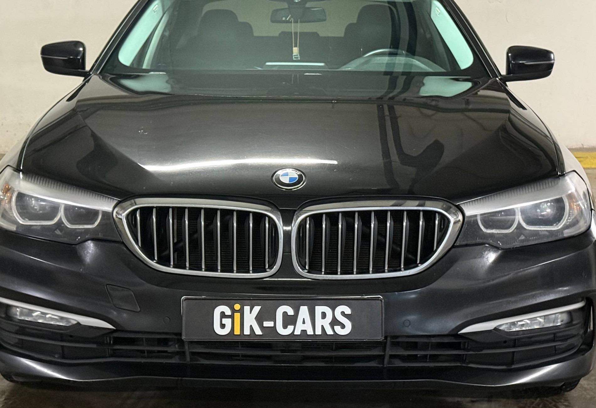 Аренда bmw 5-serii бизнес класса 2018 года в городе Москва Нагорная от 7192 руб./сутки, задний привод, двигатель: бензин, объем 2 литра, ОСАГО (Впишу в полис), без водителя, недорого, вид 2 - RentRide