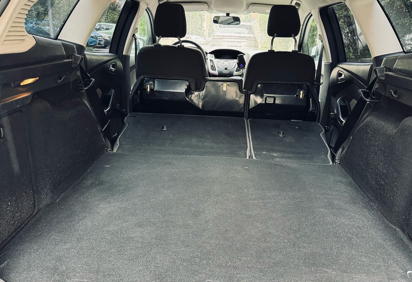 Аренда ford focus 2012 года в городе Москва Электрозаводская от 2400 руб./сутки, передний привод, двигатель: бензин, объем 1600 литров, ОСАГО (Впишу в полис), без водителя, недорого, вид 14 - RentRide