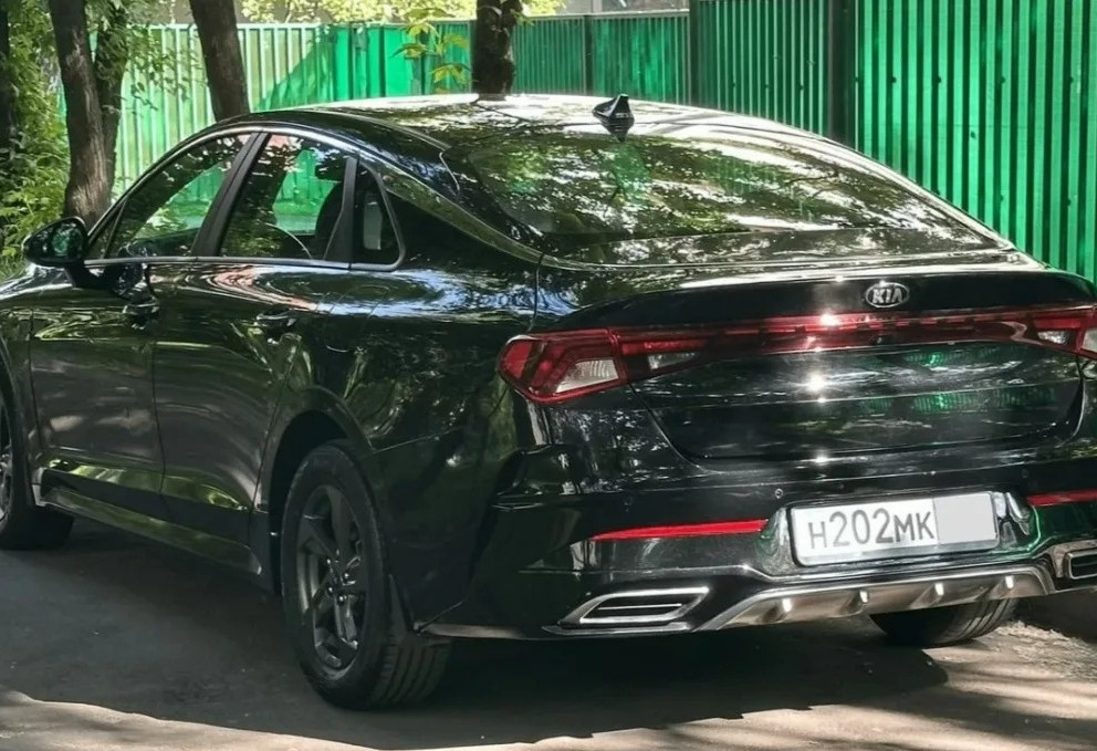 Аренда kia k5 комфорт класса 2021 года в городе Москва Нагорная от 5599 руб./сутки, передний привод, двигатель: бензин, объем 2 литра, ОСАГО (Впишу в полис), без водителя, недорого, вид 6 - RentRide