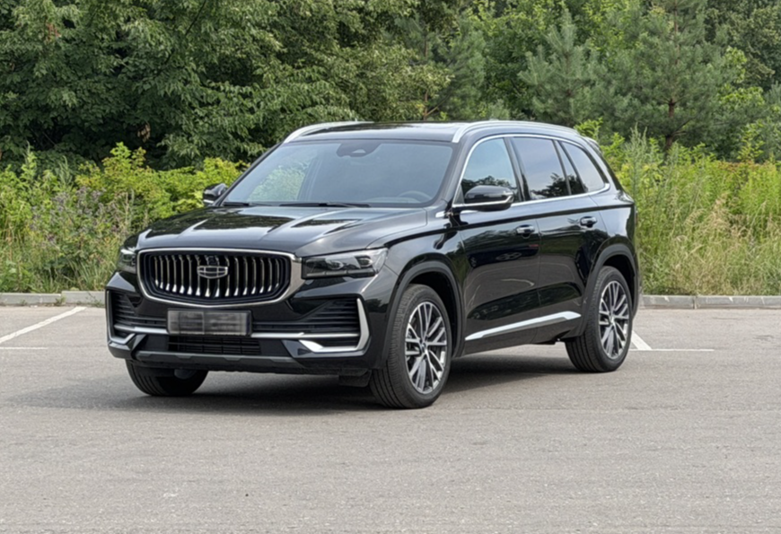 Аренда geely monjaro бизнес класса 2026 года в городе Москва Чертановская от 8560 руб./сутки, полный привод, двигатель: бензин, объем 2 литра, каско (Мультидрайв), ОСАГО (Мультидрайв), без водителя, недорого - RentRide