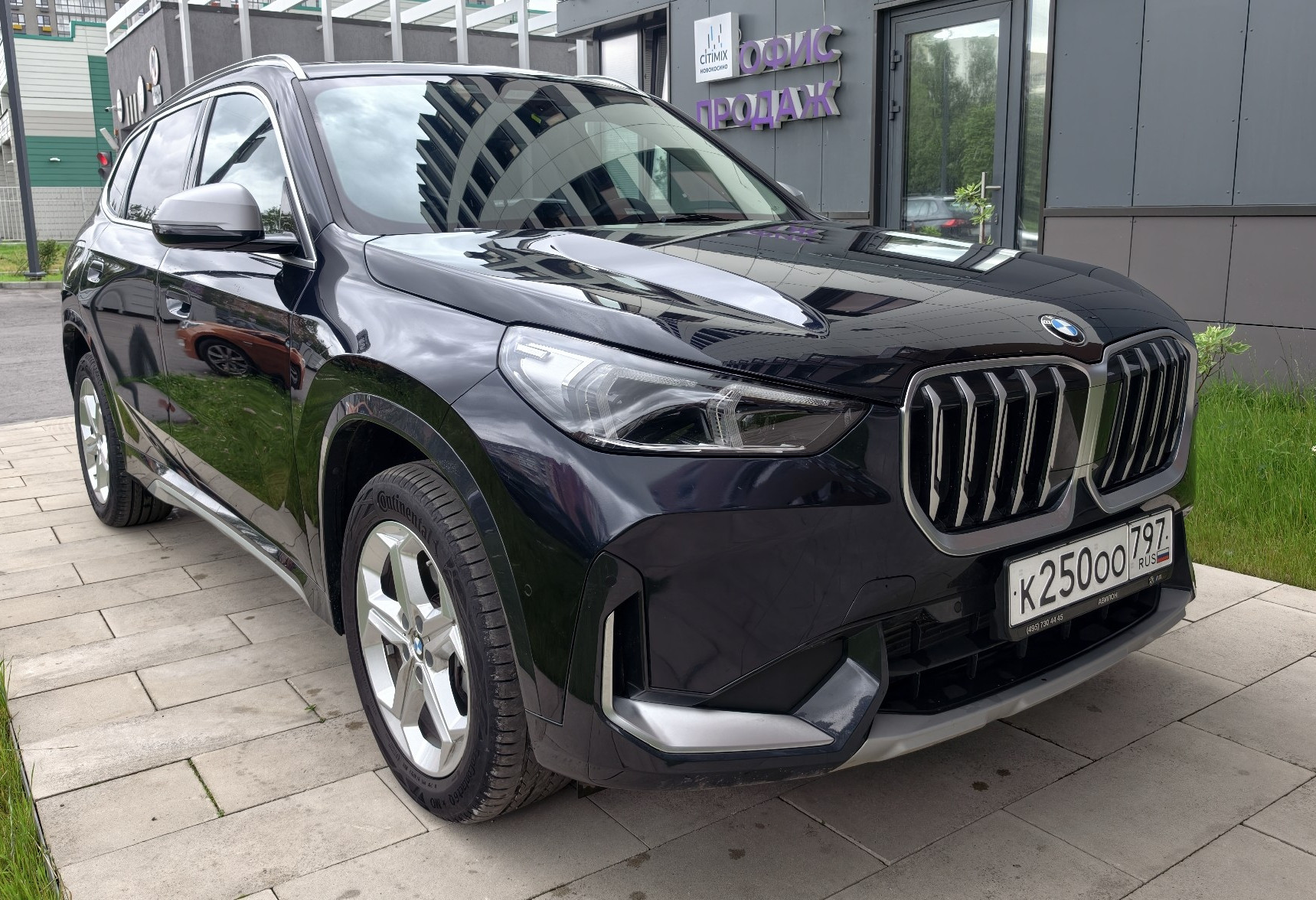 Аренда bmw bmw 2024 года в городе Москва Щелковская от 7200 руб./сутки, передний привод, двигатель: бензин, объем 1500 литров, ОСАГО (Мультидрайв), без водителя, недорого, вид 4 - RentRide