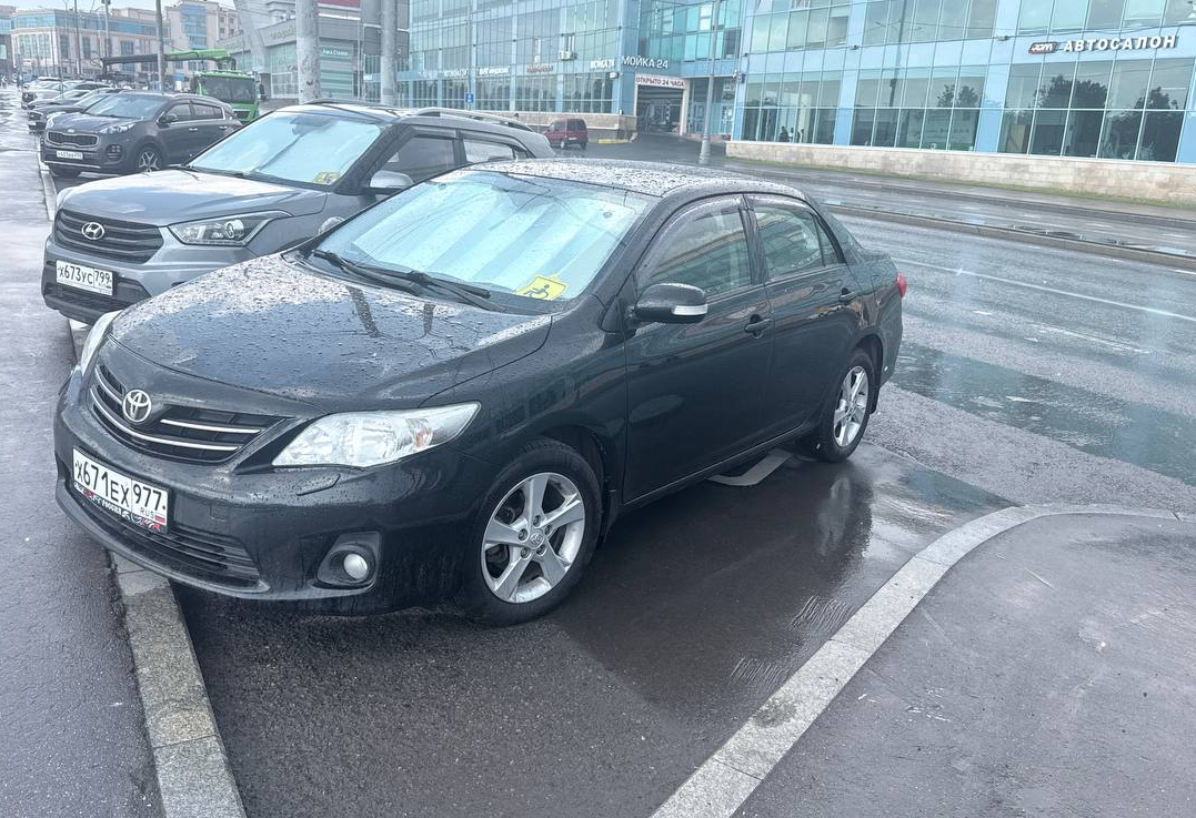 Аренда toyota corolla эконом класса 2013 года в городе Москва Севастопольская от 2400 руб./сутки, передний привод, двигатель: бензин, объем 1.6 литров, ОСАГО (Впишу в полис), без водителя, недорого, вид 8 - RentRide