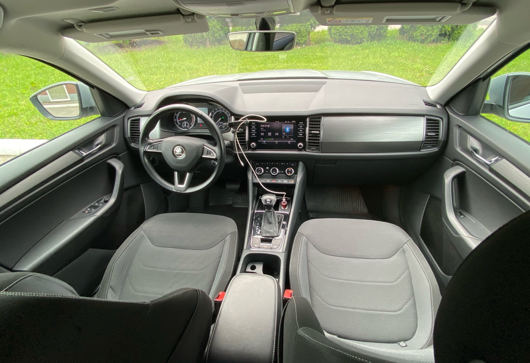 Аренда skoda kodiaq комфорт класса 2018 года в городе Москва Белорусская от 5300 руб./сутки, полный привод, двигатель: бензин, объем 1.4 литра, ОСАГО (Впишу в полис), без водителя, недорого, вид 8 - RentRide