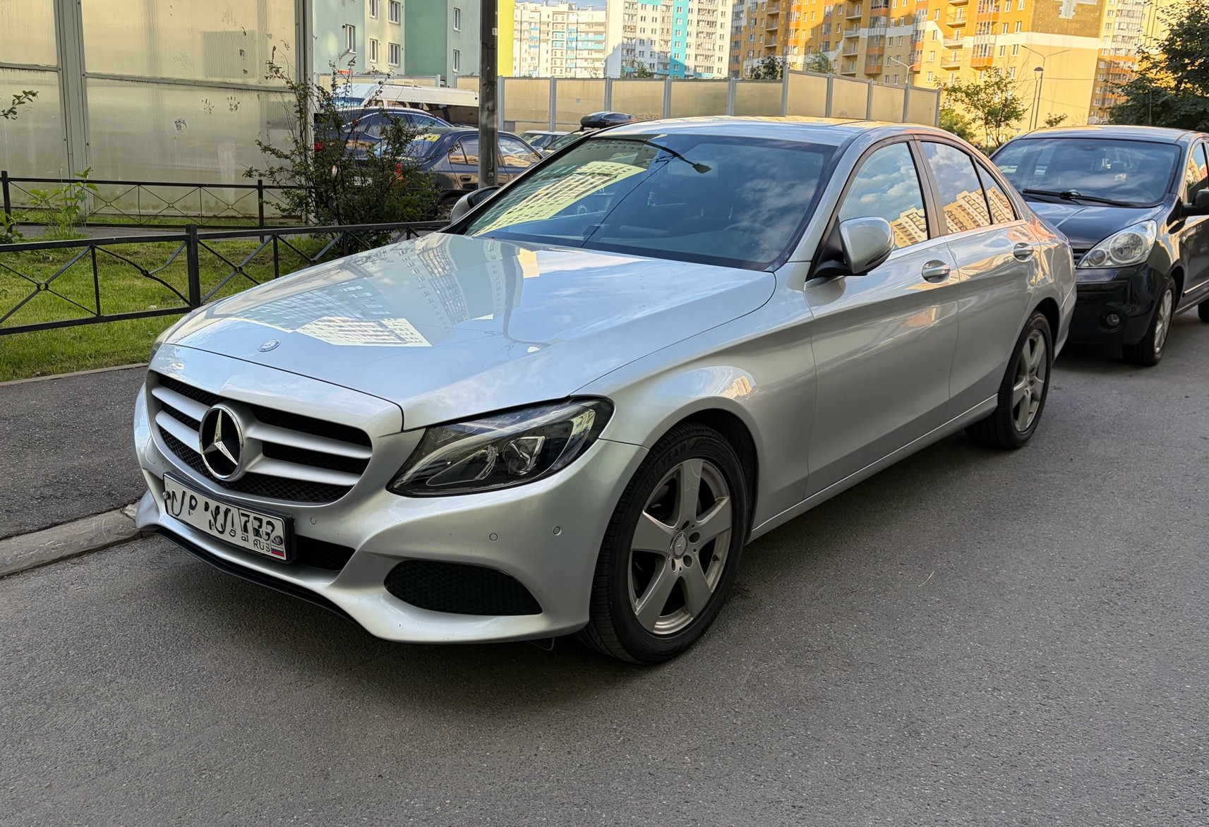 Аренда mercedes-benz c-klass бизнес класса 2017 года в городе Москва Гражданский проспект от 5200 руб./сутки, задний привод, двигатель: дизель, объем 1.6 литров, каско (Впишу в полис), ОСАГО (Впишу в полис), без водителя, недорого - RentRide