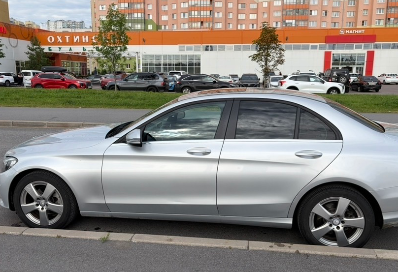 Аренда mercedes-benz c-klass бизнес класса 2017 года в городе Москва Гражданский проспект от 5200 руб./сутки, задний привод, двигатель: дизель, объем 1.6 литров, каско (Впишу в полис), ОСАГО (Впишу в полис), без водителя, недорого, вид 5 - RentRide