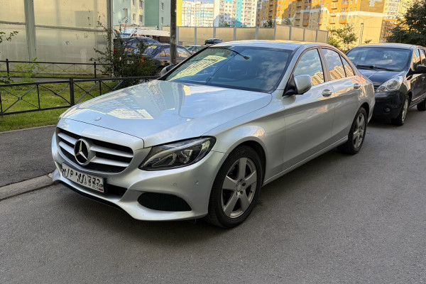 Прокат авто mercedes-benz c-klass бизнес класса 2017 года в городе Санкт-Петербург Гражданский проспект от 5200 руб./сутки, задний привод, двигатель: дизель, объем 1.6 литров, каско (Впишу в полис), ОСАГО (Впишу в полис), без водителя, недорого - RentRide