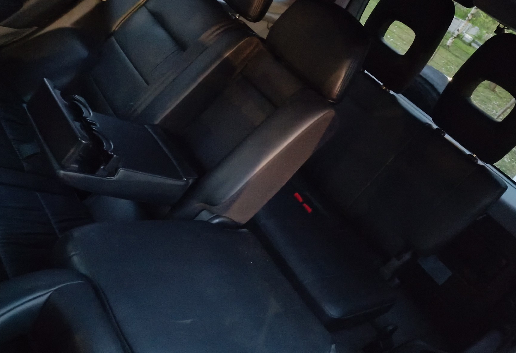 Аренда mitsubishi pajero комфорт класса 2004 года в городе Москва Мичуринский проспект от 4800 руб./сутки, полный привод, двигатель: бензин, объем 3.5 литров, ОСАГО (Впишу в полис), без водителя, недорого, вид 9 - RentRide