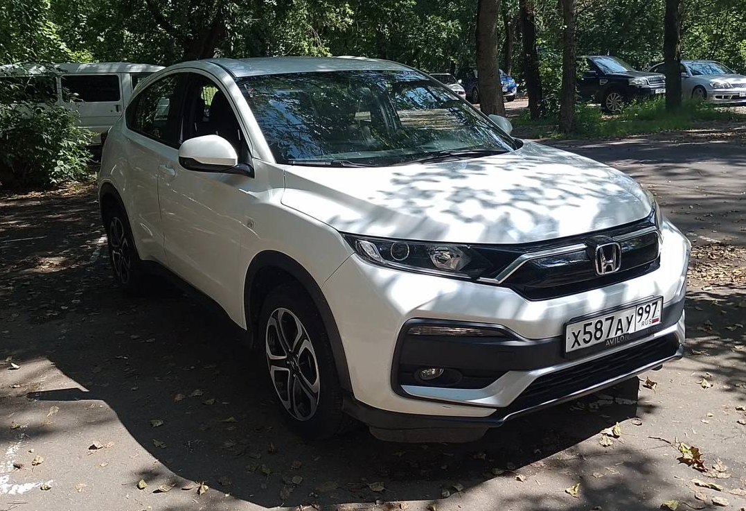 Аренда honda xr-v комфорт класса 2022 года в городе Москва Щелковская от 2800 руб./сутки, передний привод, двигатель: бензин, объем 1498 литров, ОСАГО (Мультидрайв), без водителя, недорого, вид 4 - RentRide