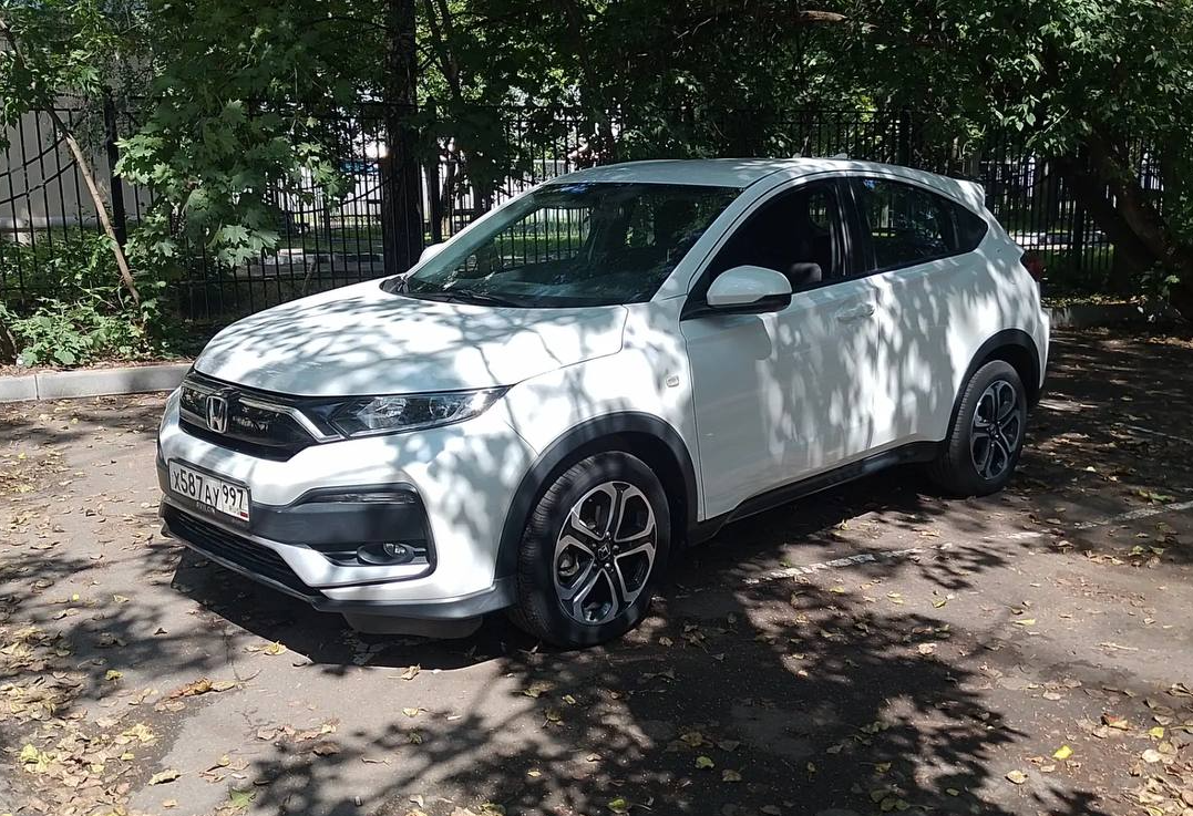 Аренда honda xr-v комфорт класса 2022 года в городе Москва Щелковская от 2800 руб./сутки, передний привод, двигатель: бензин, объем 1498 литров, ОСАГО (Мультидрайв), без водителя, недорого, вид 3 - RentRide