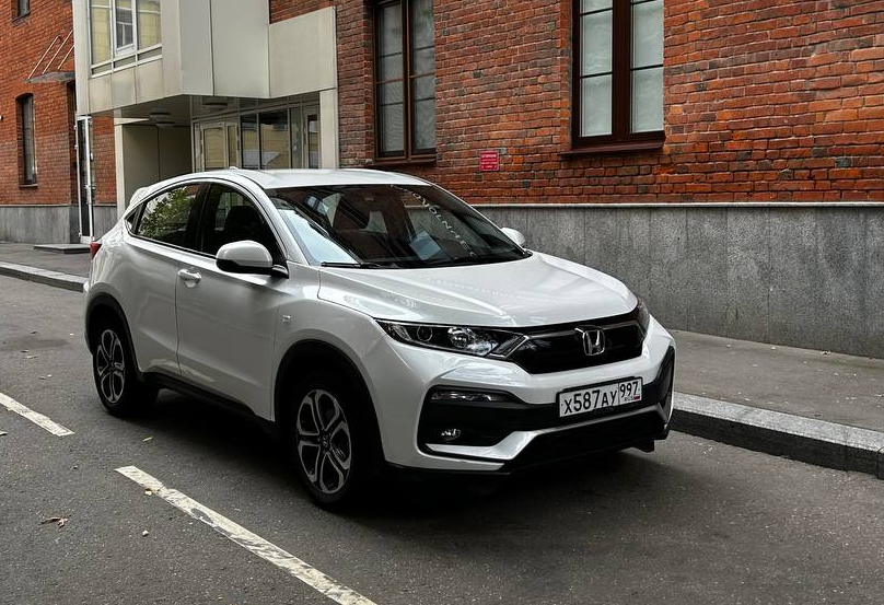 Аренда honda xr-v эконом класса 2022 года в городе Москва Щелковская от 2800 руб./сутки, передний привод, двигатель: бензин, объем 1498 литров, ОСАГО (Мультидрайв), без водителя, недорого - RentRide