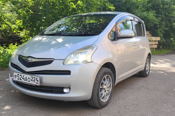 Прокат авто toyota ractis эконом класса 2006 года в городе Красноярск от 960 руб./сутки, передний привод, двигатель: бензин, объем 1.5 литров, ОСАГО (Впишу в полис), без водителя, недорого - RentRide