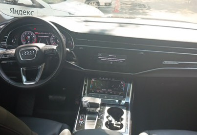 Аренда audi q7 бизнес класса 2022 года в городе Москва Волгоградский проспект от 7840 руб./сутки, полный привод, двигатель: бензин, объем 3000 литров, ОСАГО (Мультидрайв), без водителя, недорого, вид 13 - RentRide