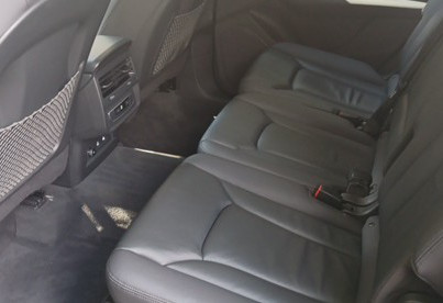 Аренда audi q7 бизнес класса 2022 года в городе Москва Волгоградский проспект от 7840 руб./сутки, полный привод, двигатель: бензин, объем 3000 литров, ОСАГО (Мультидрайв), без водителя, недорого, вид 12 - RentRide