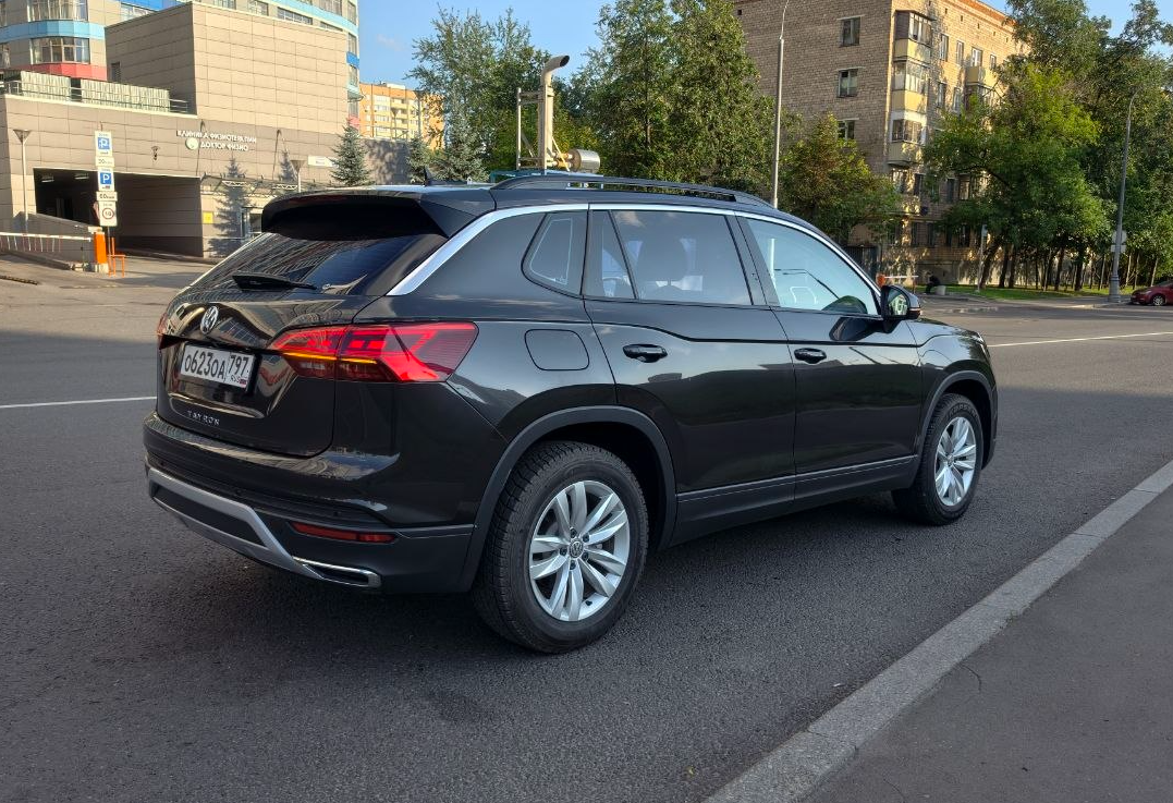 Аренда volkswagen tayron комфорт класса 2021 года в городе Москва Щелковская от 4000 руб./сутки, передний привод, двигатель: бензин, объем 1395 литров, ОСАГО (Мультидрайв), без водителя, недорого, вид 3 - RentRide