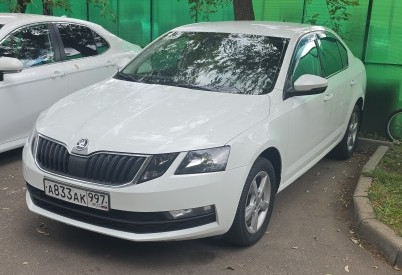 Аренда skoda octavia 2018 года в городе Москва Нагорная от 2960 руб./сутки, передний привод, двигатель: бензин, объем 1.6 литров, ОСАГО (Впишу в полис), без водителя, недорого - RentRide