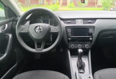 Аренда skoda octavia 2018 года в городе Москва Нагорная от 2960 руб./сутки, передний привод, двигатель: бензин, объем 1.6 литров, ОСАГО (Впишу в полис), без водителя, недорого, вид 4 - RentRide