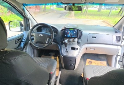 Аренда hyundai h-1 2012 года в городе Москва Нагорная от 5600 руб./сутки, задний привод, двигатель: дизель, объем 2.5 литров, ОСАГО (Впишу в полис), без водителя, недорого, вид 10 - RentRide