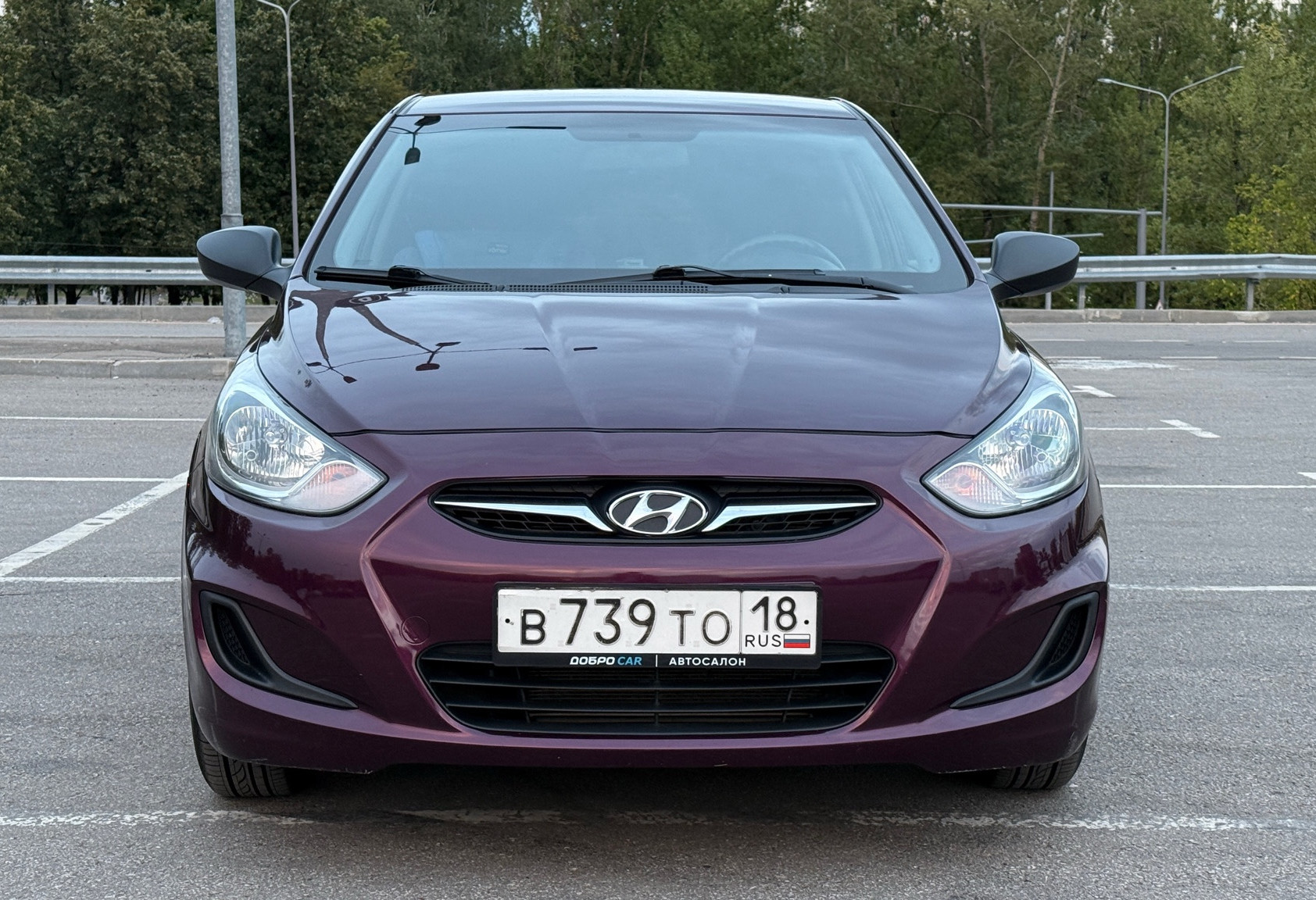 Аренда hyundai solaris эконом класса 2012 года в городе Москва Бабушкинская от 2160 руб./сутки, передний привод, двигатель: бензин, объем 1.6 литров, ОСАГО (Мультидрайв), без водителя, недорого, вид 3 - RentRide