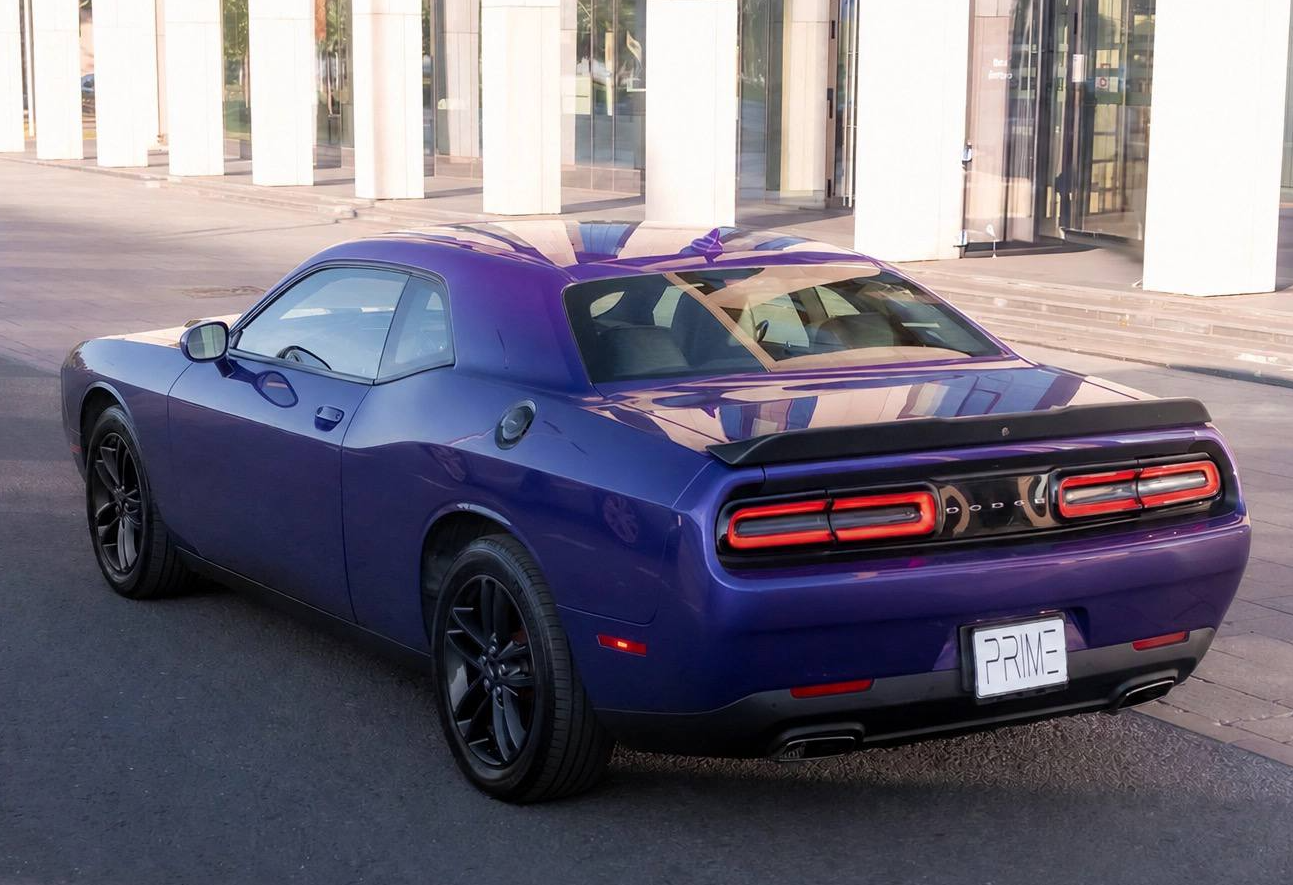 Аренда dodge challenger премиум класса 2019 года в городе Москва Тульская от 10800 руб./сутки, задний привод, двигатель: бензин, объем 3.6 литров, каско (Мультидрайв), ОСАГО (Мультидрайв), без водителя, недорого, вид 4 - RentRide