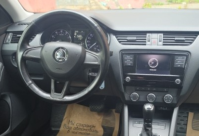 Аренда skoda octavia эконом класса 2018 года в городе Москва Нагорная от 3200 руб./сутки, передний привод, двигатель: бензин, объем 1.6 литров, ОСАГО (Впишу в полис), без водителя, недорого, вид 11 - RentRide