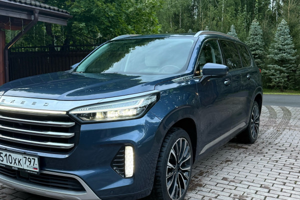 Прокат авто exeed vx бизнес класса 2022 года в городе Москва от 5600 руб./сутки, полный привод, двигатель: бензин, объем 2 литра, каско (Впишу в полис), ОСАГО (Впишу в полис), без водителя, недорого - RentRide