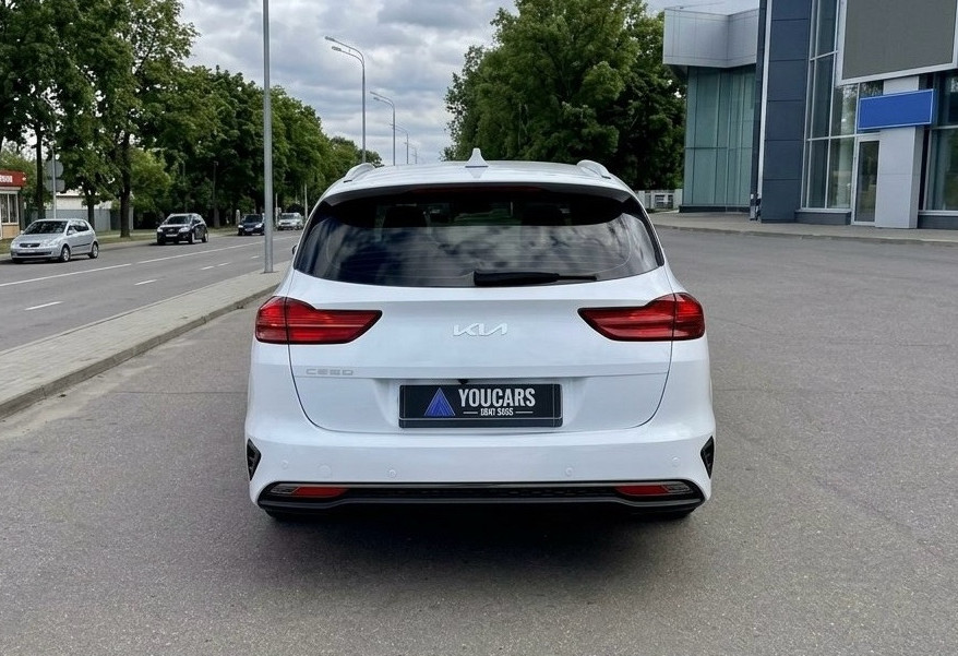 Аренда kia ceed комфорт класса 2022 года в городе Москва от 3200 руб./сутки, передний привод, двигатель: бензин, объем 1.6 литров, каско (Мультидрайв), ОСАГО (Мультидрайв), без водителя, недорого, вид 5 - RentRide