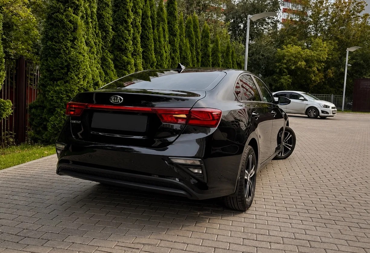 Аренда kia cerato комфорт класса 2020 года в городе Москва Перово от 2960 руб./сутки, передний привод, двигатель: бензин, объем 1.6 литров, ОСАГО (Впишу в полис), без водителя, недорого, вид 3 - RentRide