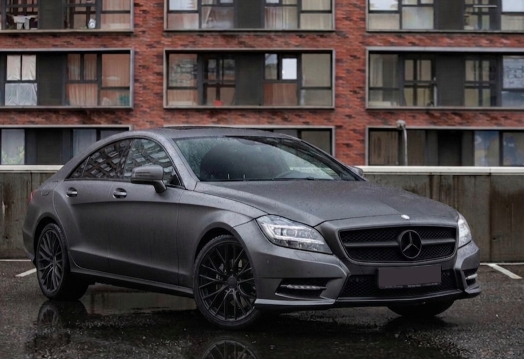 Аренда mercedes-benz cls бизнес класса 2013 года в городе Москва Братиславская от 7600 руб./сутки, полный привод, двигатель: дизель, объем 3 литра, каско (Мультидрайв), ОСАГО (Мультидрайв), без водителя, недорого - RentRide