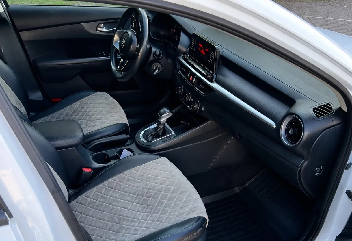 Аренда kia cerato комфорт класса 2021 года в городе Москва Перово от 3200 руб./сутки, передний привод, двигатель: бензин, объем 1.6 литров, каско (Впишу в полис), ОСАГО (Впишу в полис), без водителя, недорого, вид 3 - RentRide