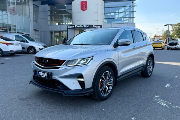 Прокат авто geely coolray комфорт класса 2024 года в городе Москва от 3200 руб./сутки, передний привод, двигатель: бензин, объем 1.5 литров, каско (Мультидрайв), ОСАГО (Мультидрайв), без водителя, недорого - RentRide