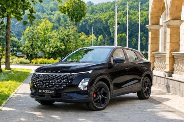 Прокат авто omoda c5 комфорт класса 2024 года в городе Москва Киевская от 4320 руб./сутки, передний привод, двигатель: бензин, объем 1.5 литров, без водителя, недорого - RentRide