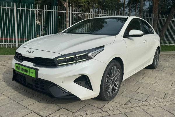 Прокат авто kia k3 комфорт класса 2021 года в городе Краснодар от 4400 руб./сутки, передний привод, двигатель: бензин, объем 1.6 литров, ОСАГО (Мультидрайв), без водителя, недорого - RentRide