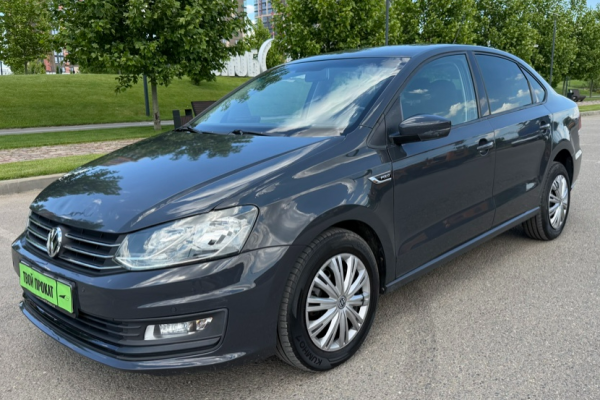 Прокат авто volkswagen polo эконом класса 2018 года в городе Краснодар от 2800 руб./сутки, передний привод, двигатель: бензин, объем 1.6 литров, ОСАГО (Мультидрайв), без водителя, недорого - RentRide
