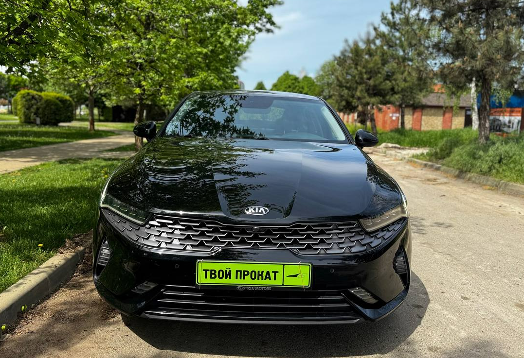 Аренда kia k5 комфорт класса 2020 года в городе Москва от 5280 руб./сутки, передний привод, двигатель: бензин, объем 2 литра, ОСАГО (Мультидрайв), без водителя, недорого, вид 2 - RentRide