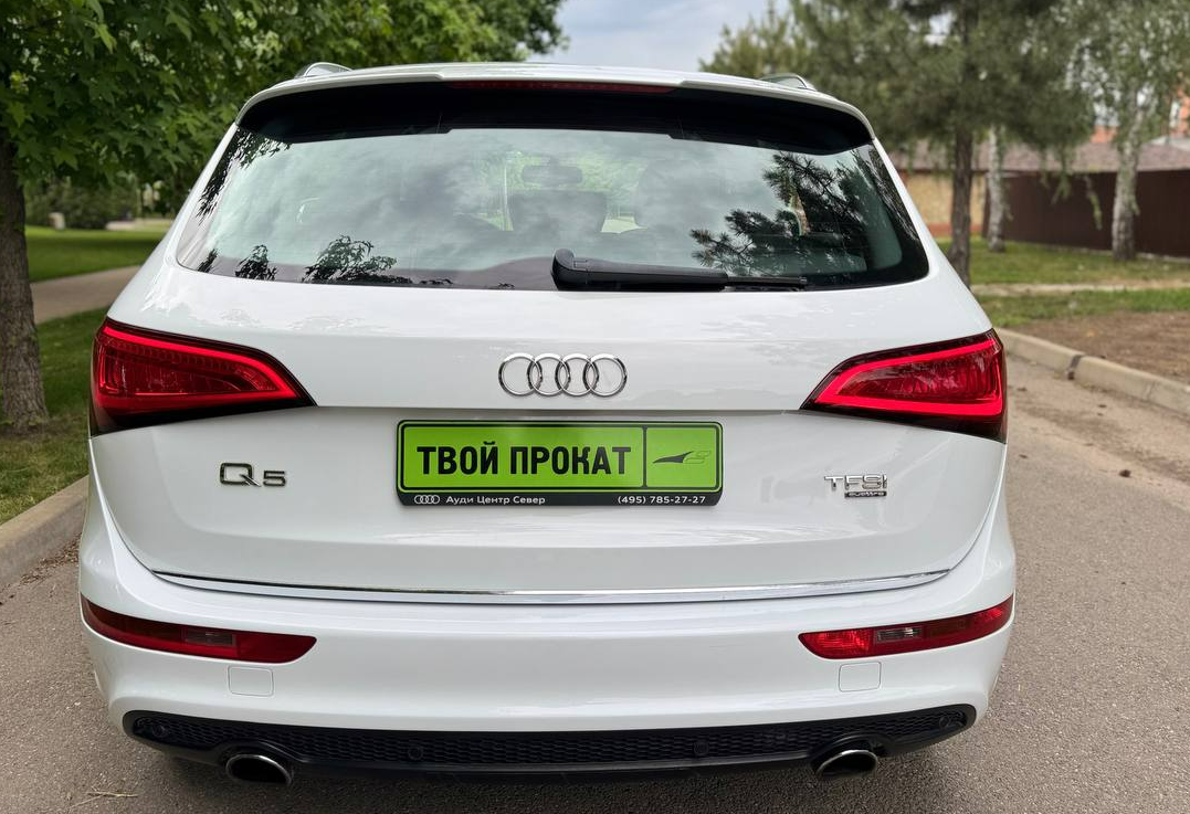 Аренда audi q5 бизнес класса 2014 года в городе Москва от 5040 руб./сутки, полный привод, двигатель: бензин, объем 2 литра, ОСАГО (Мультидрайв), без водителя, недорого, вид 5 - RentRide